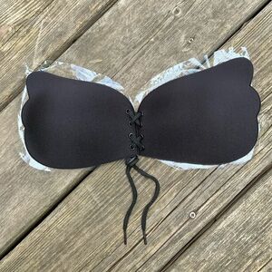 Strapless Adhesive Sticky Backless Bra Cup Women’s Size B Black BRAND NEW